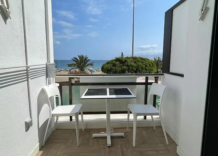 Playa De Las Vistas Los Cristianos Wifi Beach View